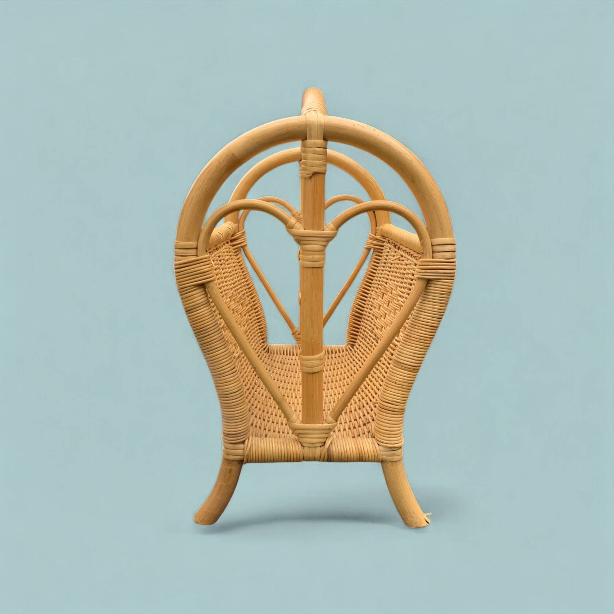 Porte-revue vintage en osier et bambou