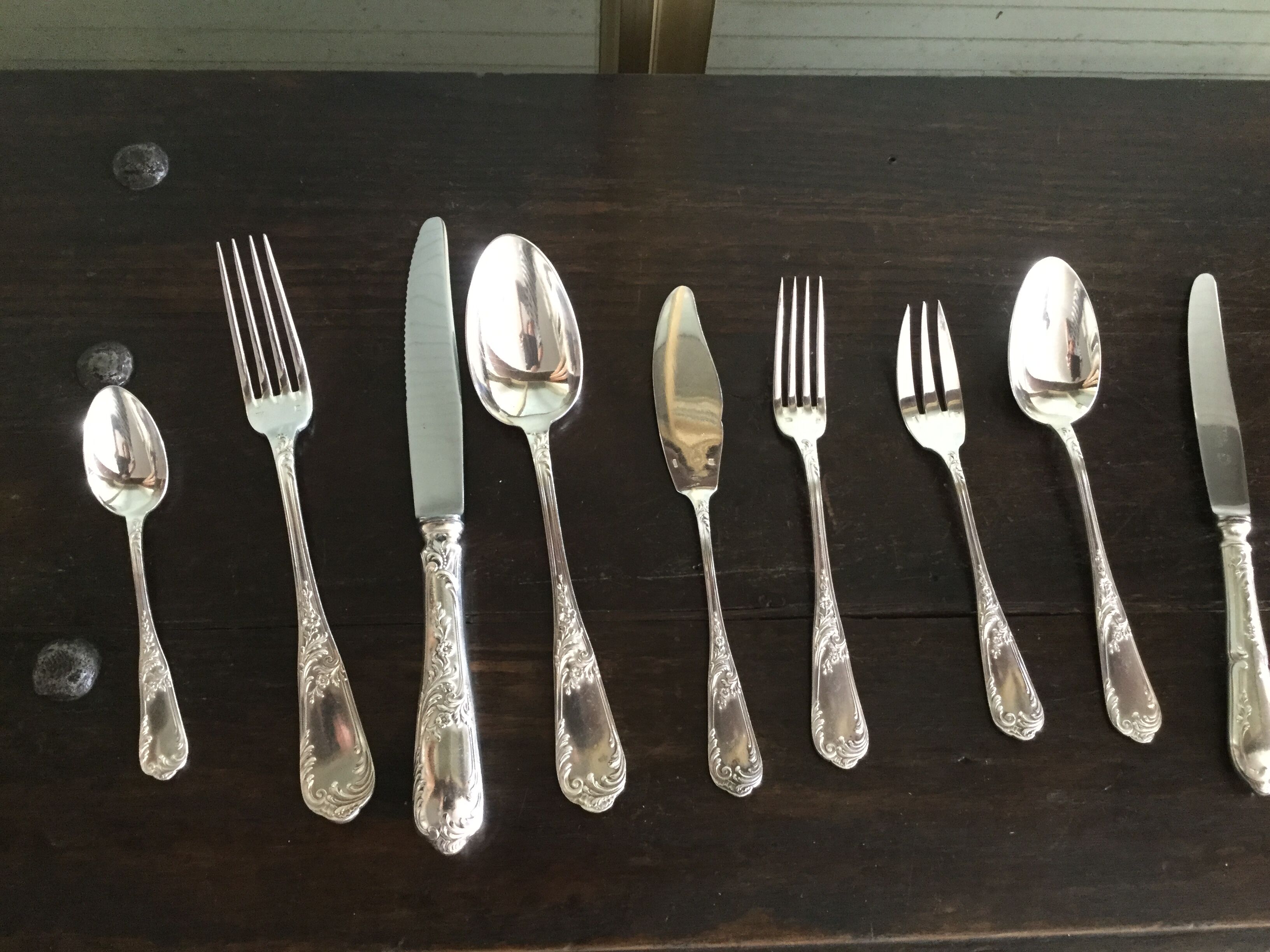 Menagère très complète en metal argenté