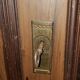 Armoire parisienne peinture d origine chapeau de gendarme