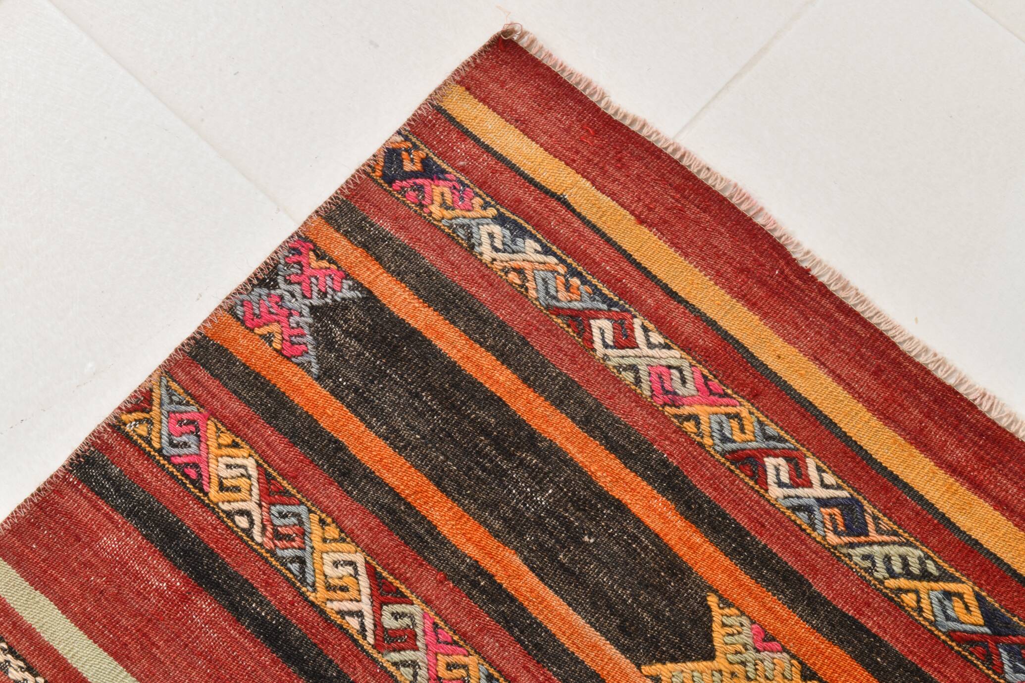 3x10 Red & Black Striped Kilim Runner Rug, 90x309Cm