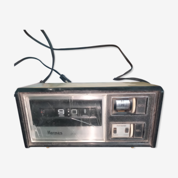 Hermes digital clock radio