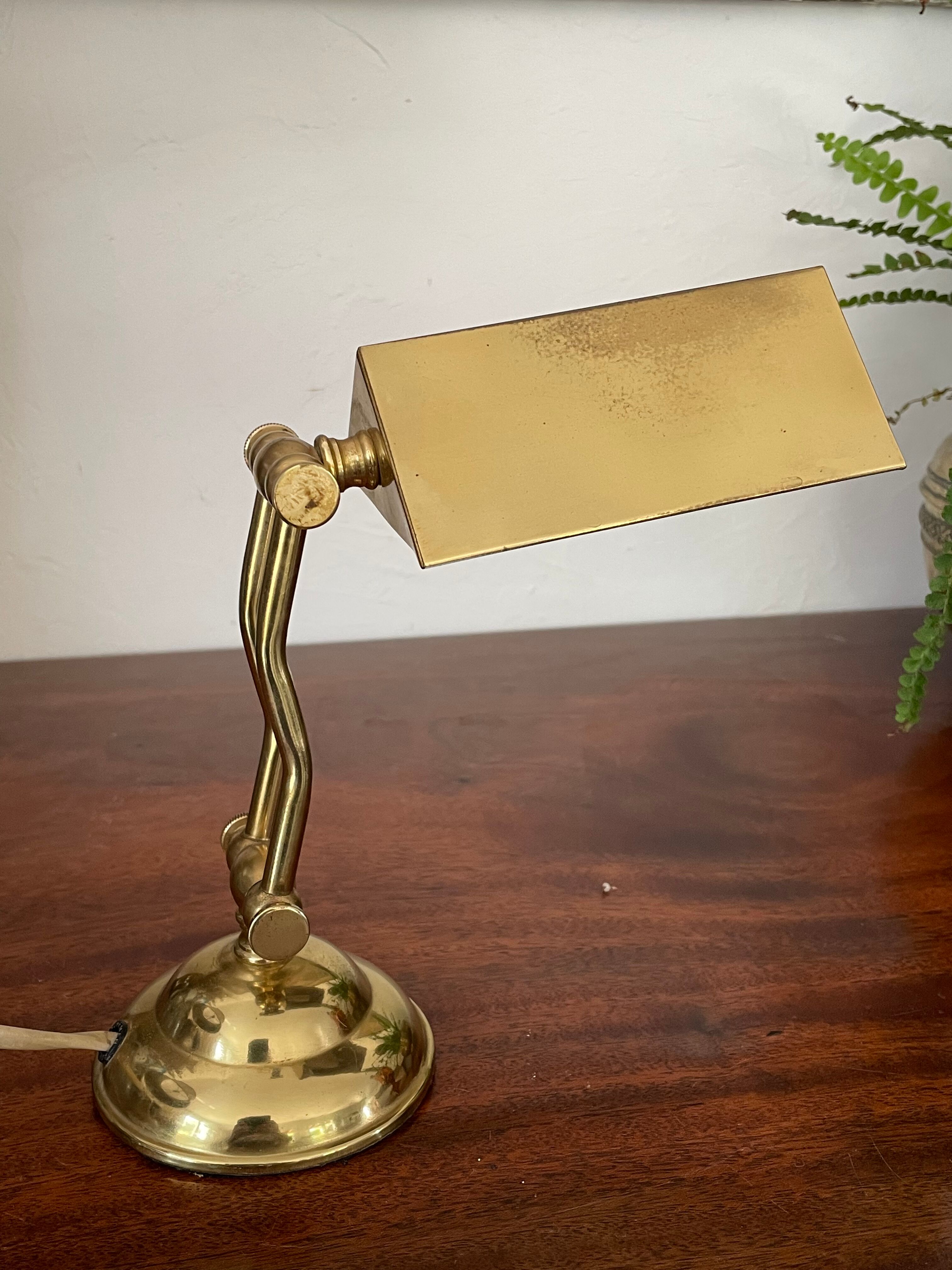 Lampe d’appoint en laiton