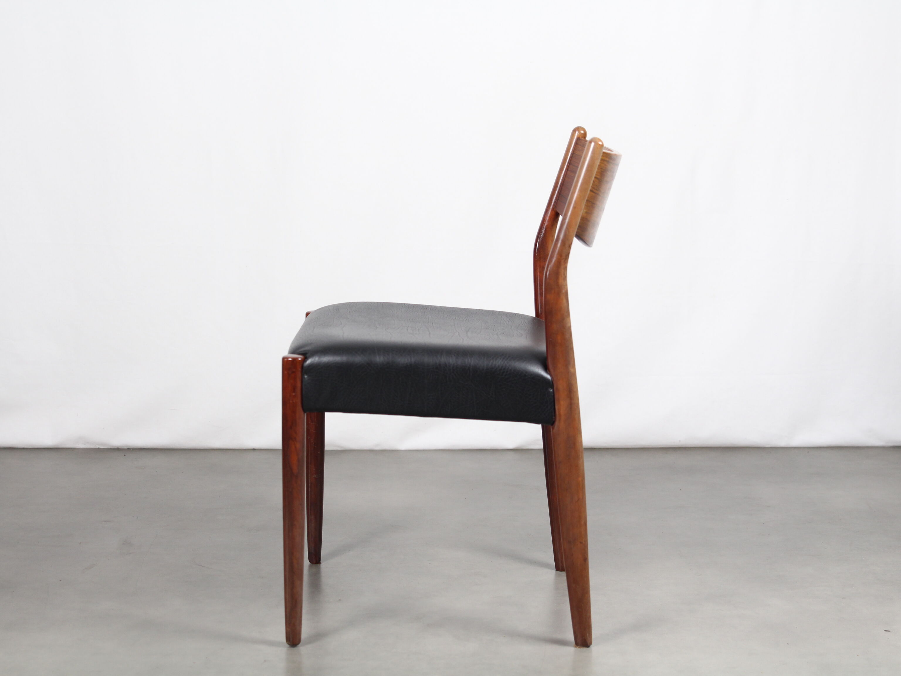 Scandinavian teak chair