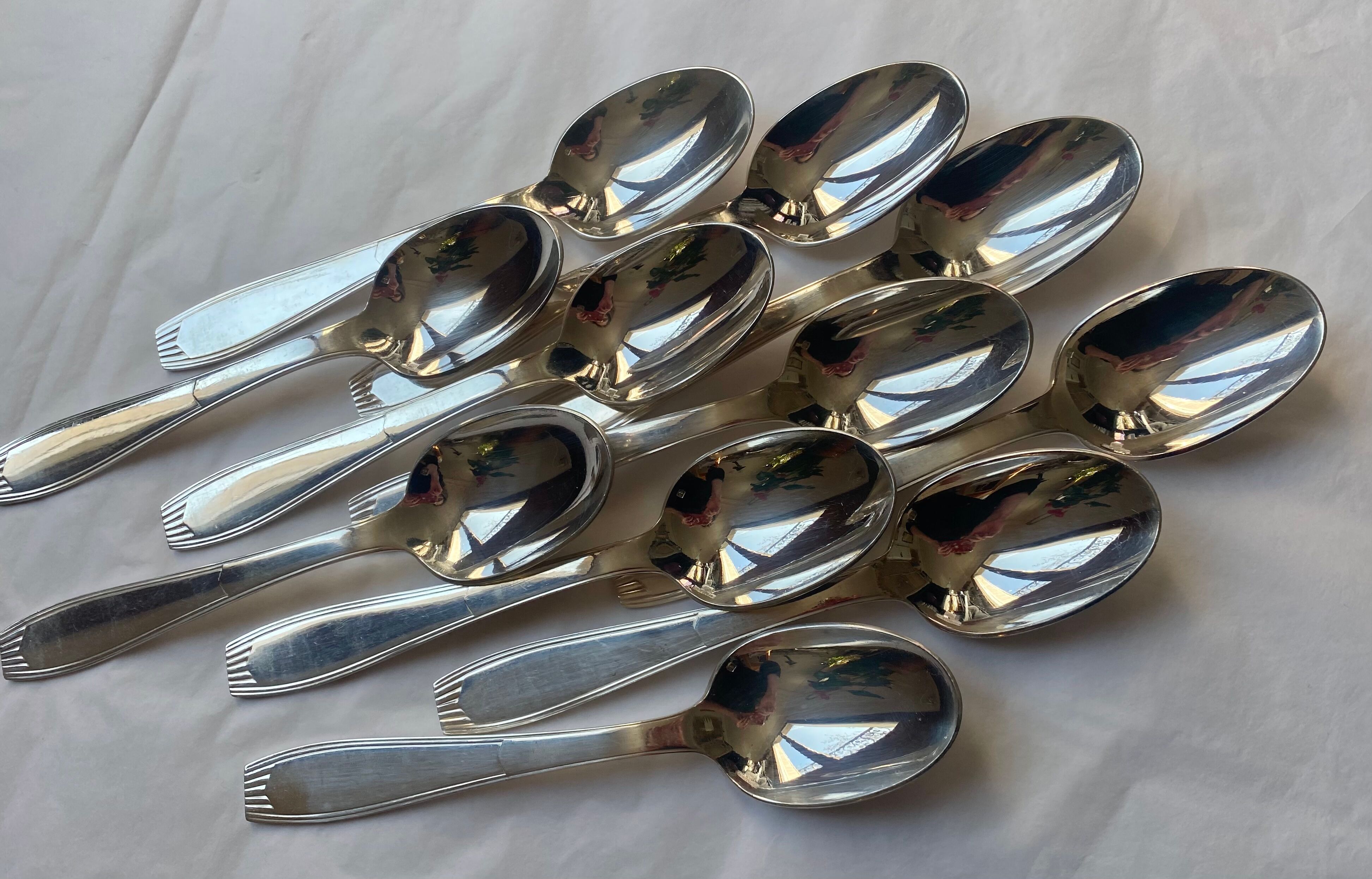 Christofle cutlery set - 11 fourchettes de table et 11 cuillères à soupe - Art déco - Métal argenté