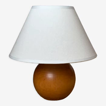 Wooden ball foot lamp