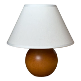 Wooden ball foot lamp