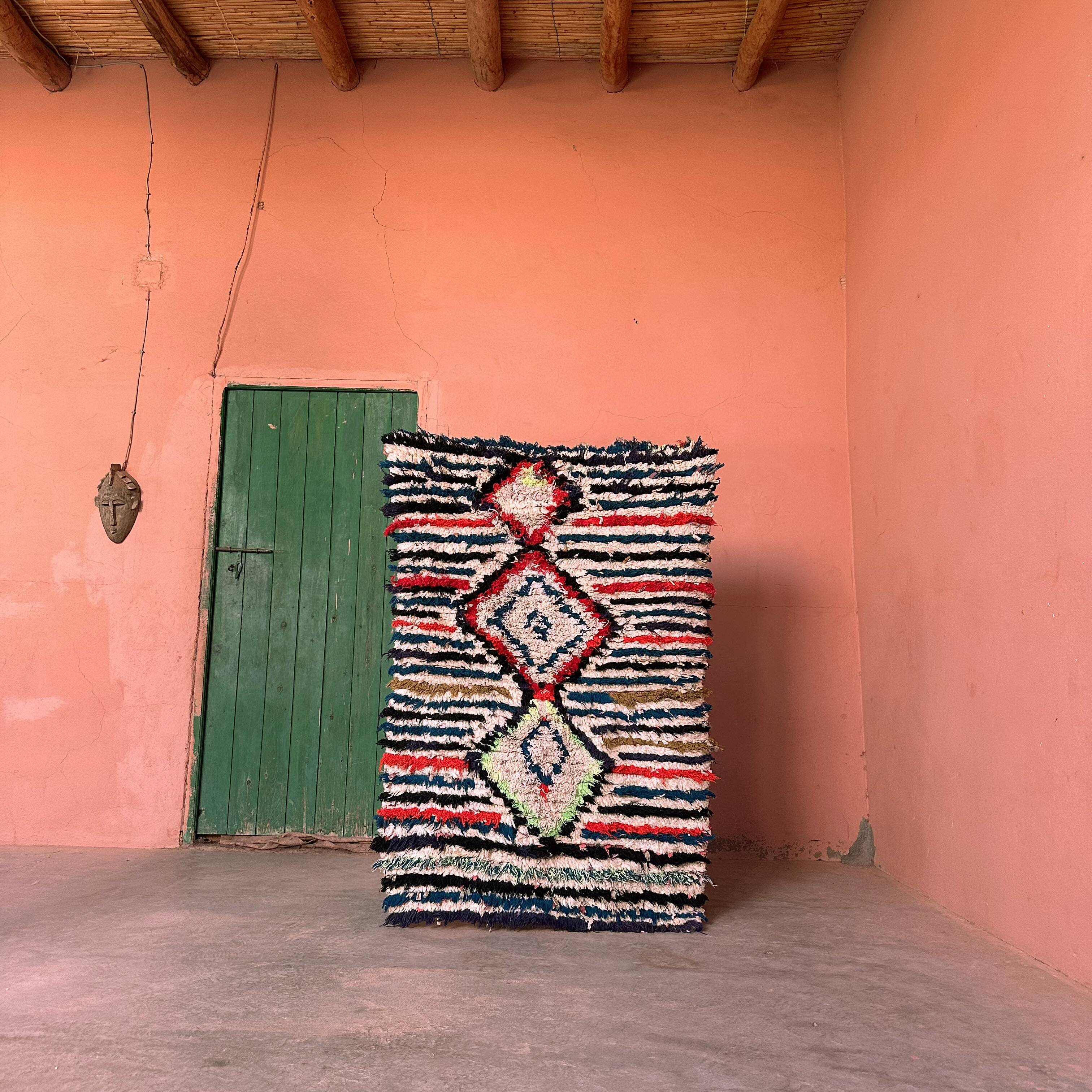 Azilal colorful Moroccan rug - 140 x 95 cm.