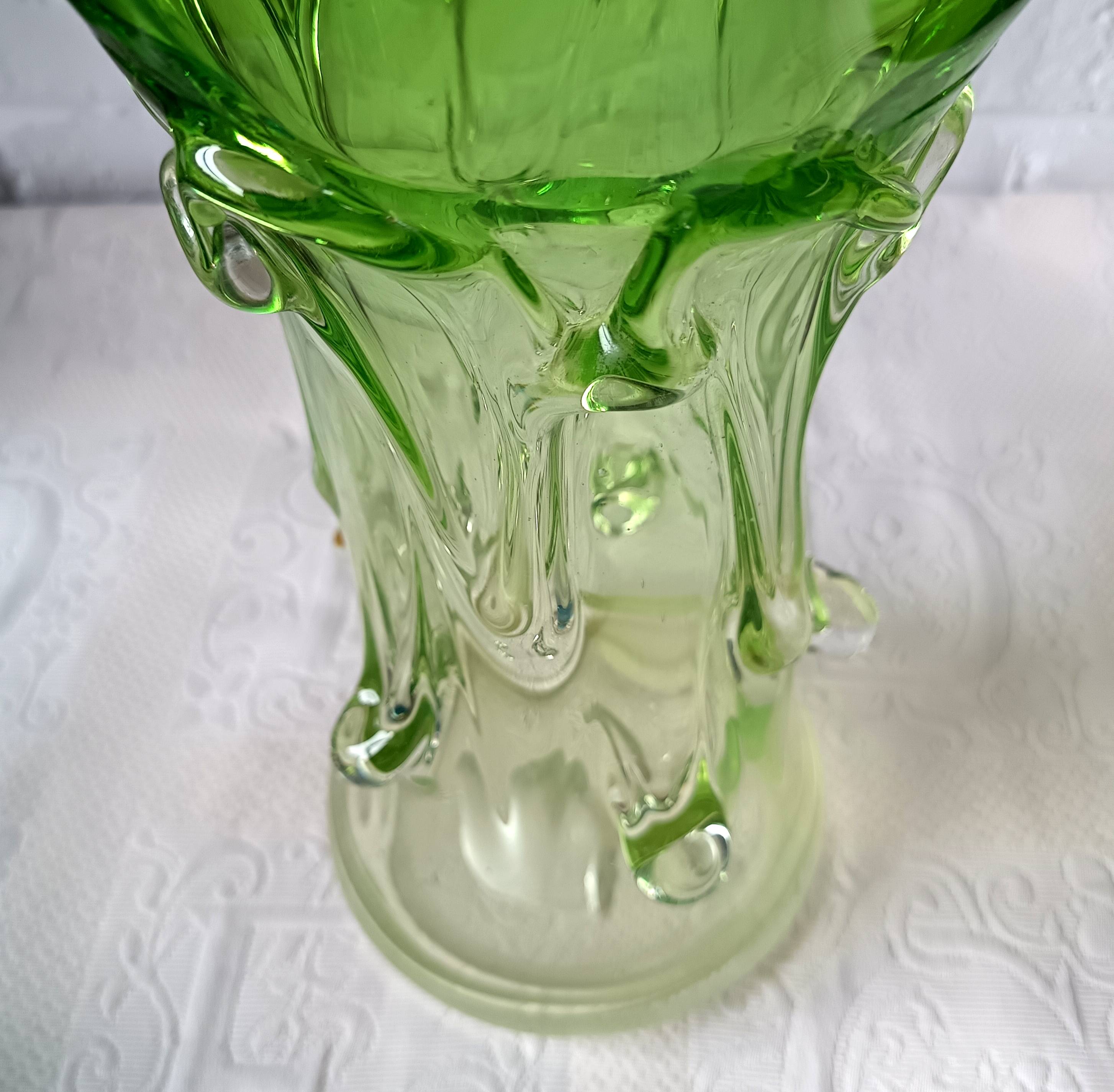 Grand vase verre vert vintage