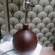 Pied de lampe sphérique en bois