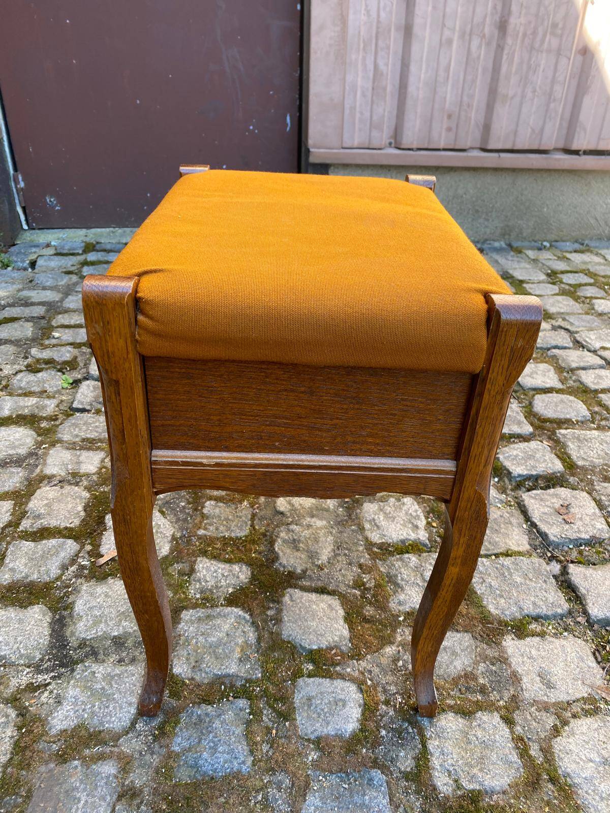 Louis XV piano stool in solid oak wood and orange fabric