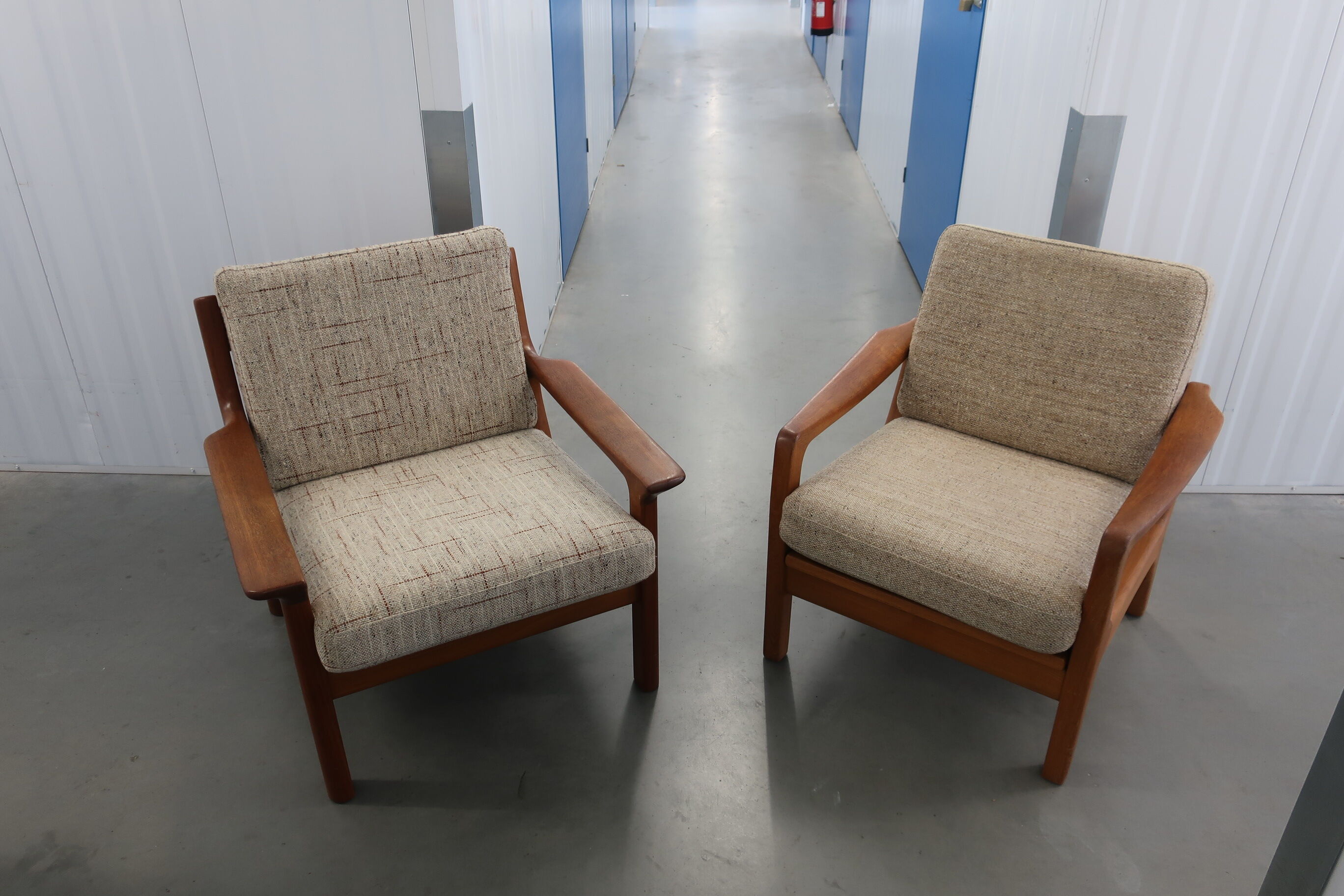 Pair of danish armchairs from the 60s in teak
