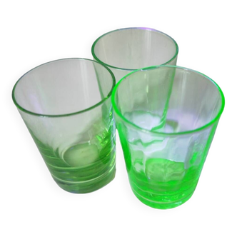 3 uraline glasses