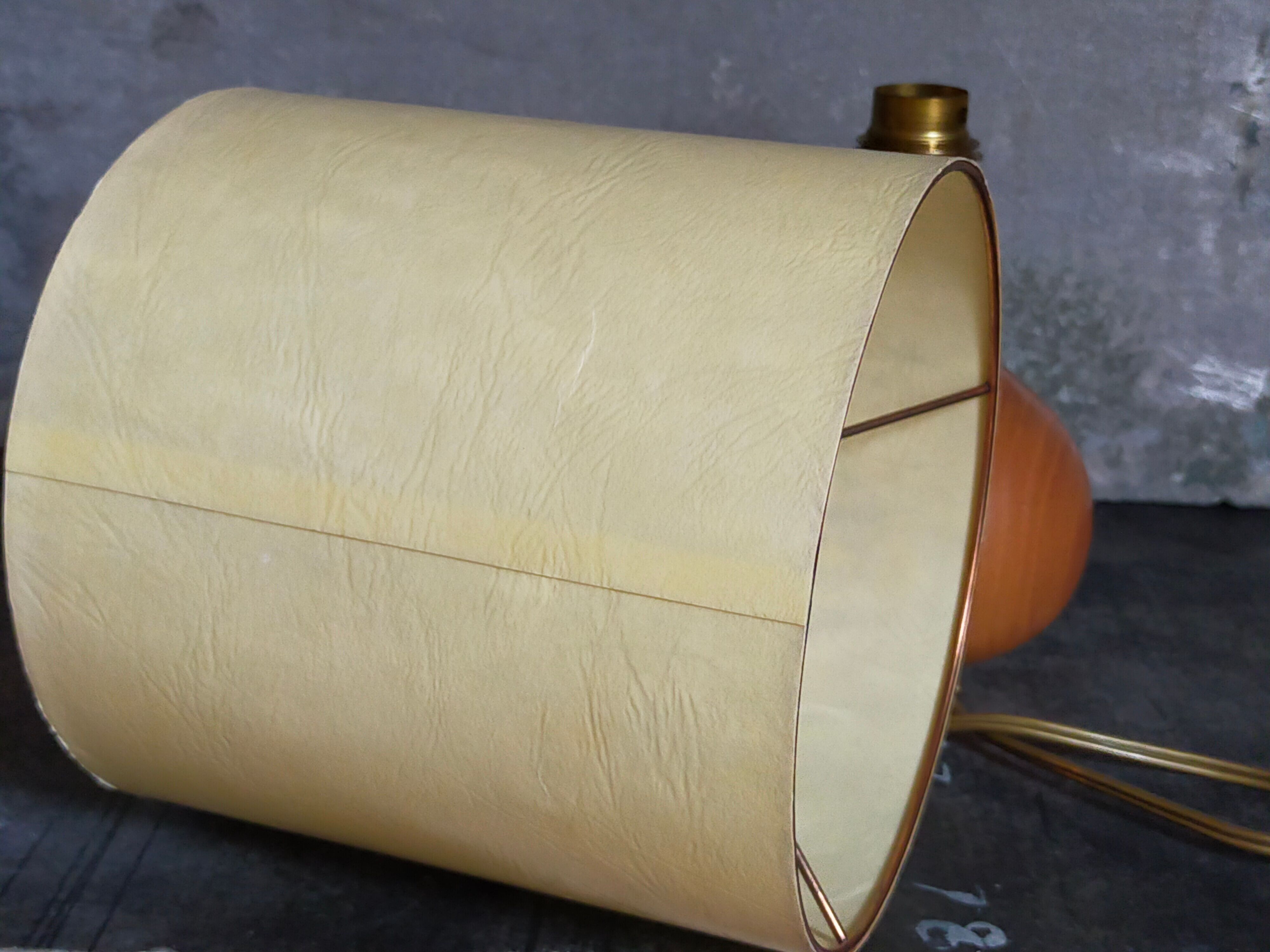 Lampe de chevet en bois vintage