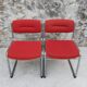 Duo de chaises rouges cantilever tubes chromés