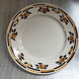 8 Badonviller “Modern” plates