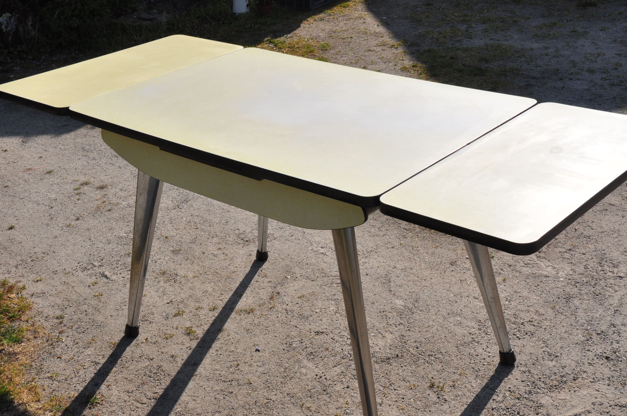 Table en formica Selency