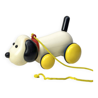 Vintage pull toy - Wheeled dog