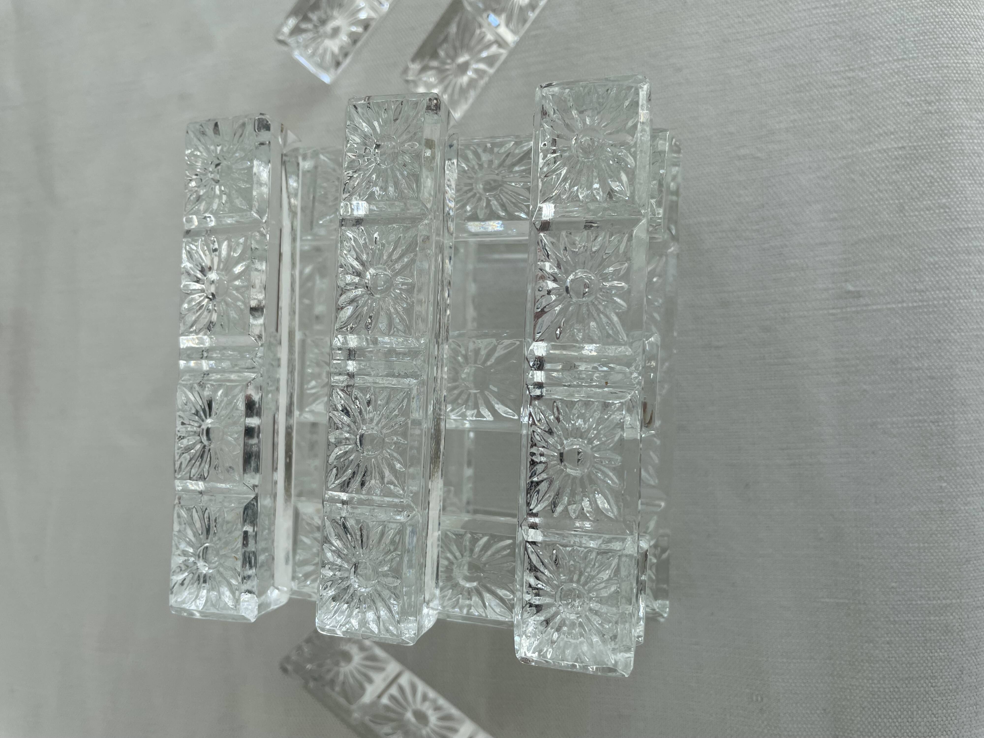 Porte-couteaux en cristal, Motif floral en relief, Art de la table vintage