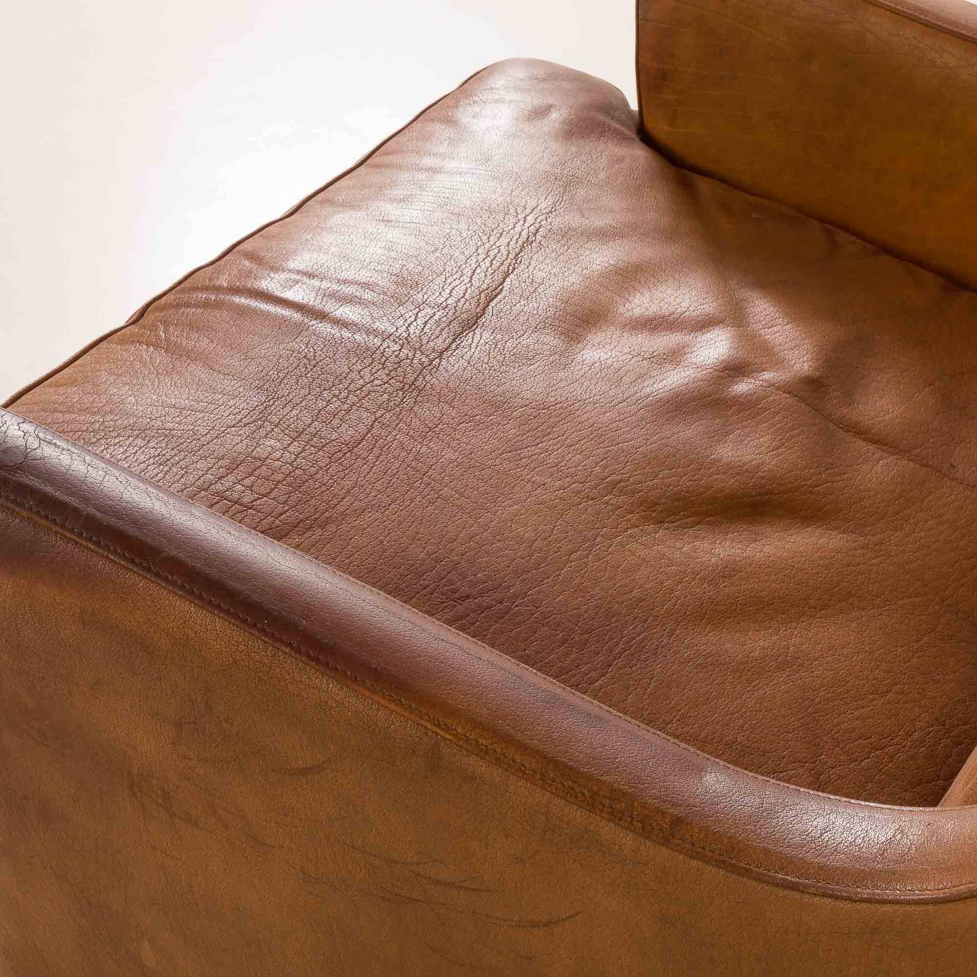 Fauteuil danois vintage en cuir de buffle, style Børge Mogensen, années 1960.