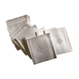 Set de 9 serviettes de damas blanc brodé initiales CV ancien