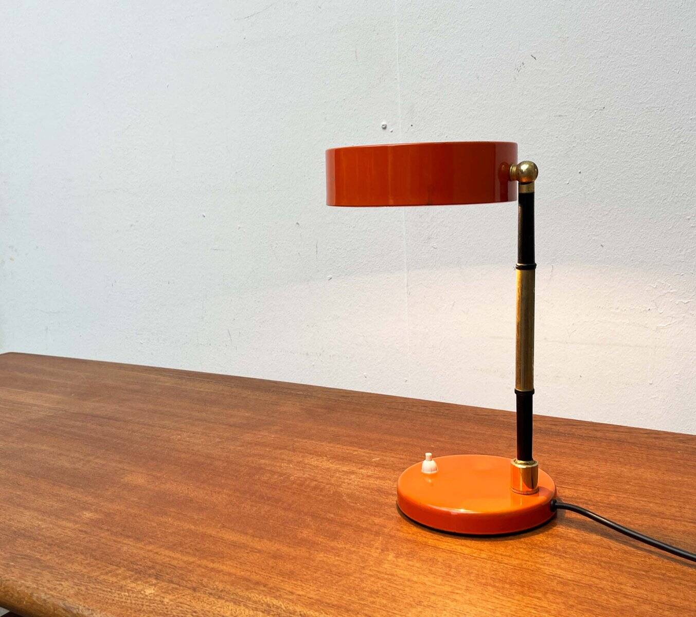 Mid-century minimalist orange table lamp, Italy, 1960s.