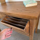Charmant petit bureau vintage en chêne
