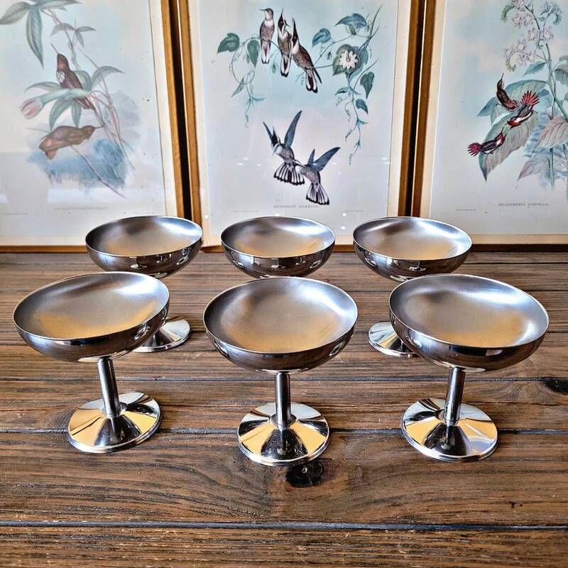 6 Vintage stainless steel ice cream/dessert cups from the 70s-80s, round shape