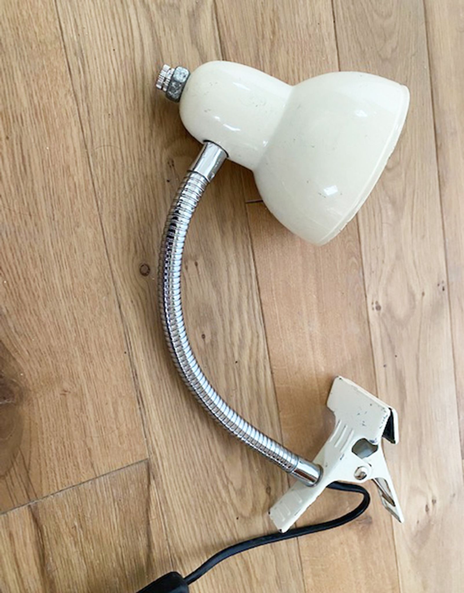 Lampe à clipser
