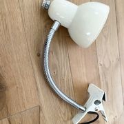 Lampe à clipser
