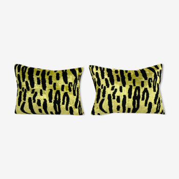 Paire de coussins Ikat tigres