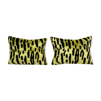 Paire de coussins Ikat tigres