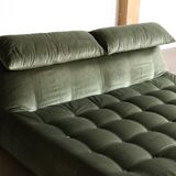 Le bambole bed in green velvet By Mario Bellini for B&B Italia, 1970s