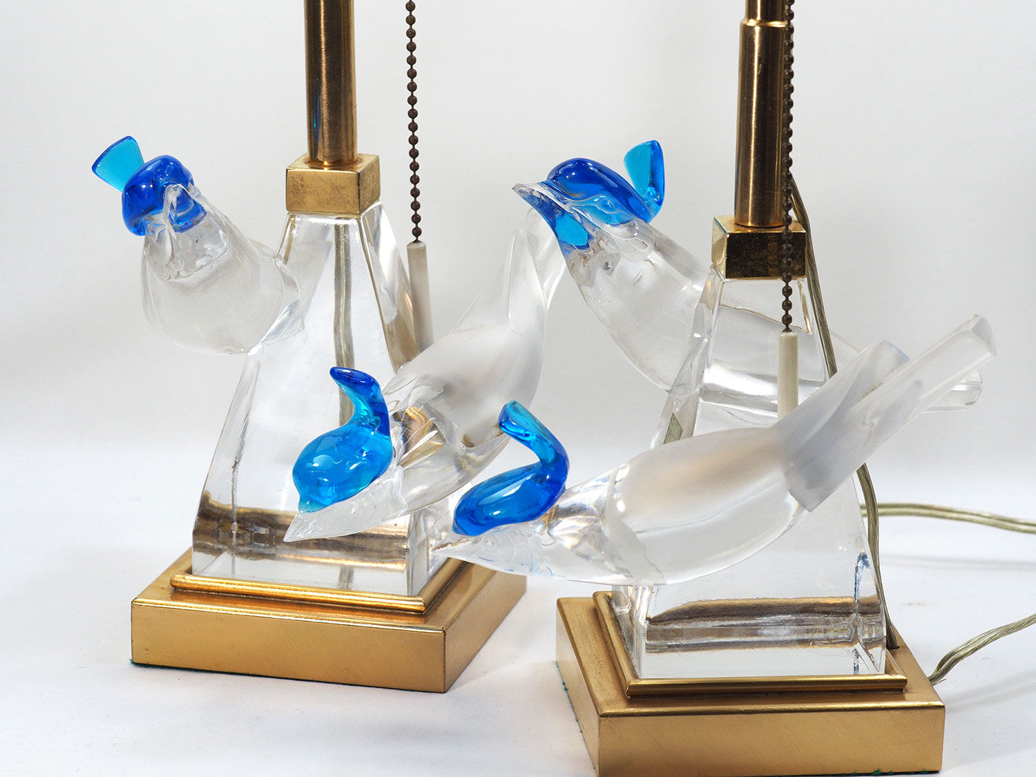 Lalique Crystal Pimlico Birds Table Lalique crystal pimlico birds table lamps Mid-Century