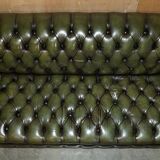 Chesterfield sofa in renovated leather, Regency style from the 1950s.