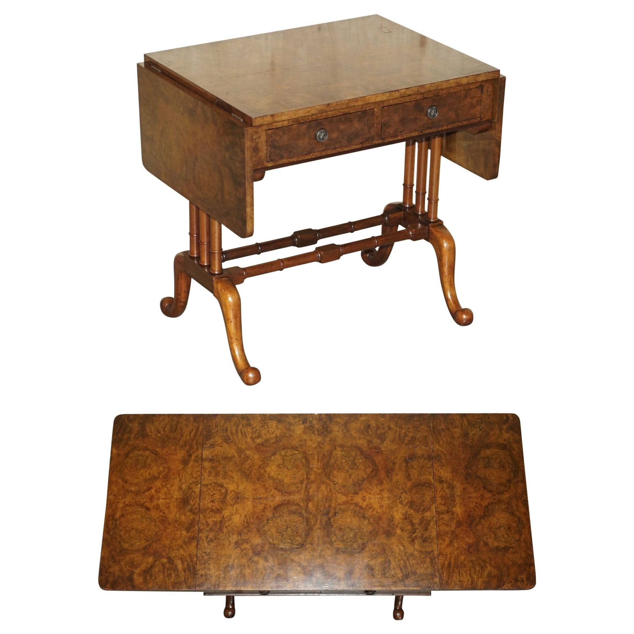 Antique extendable coffee table circa 1880 in solid walnut.