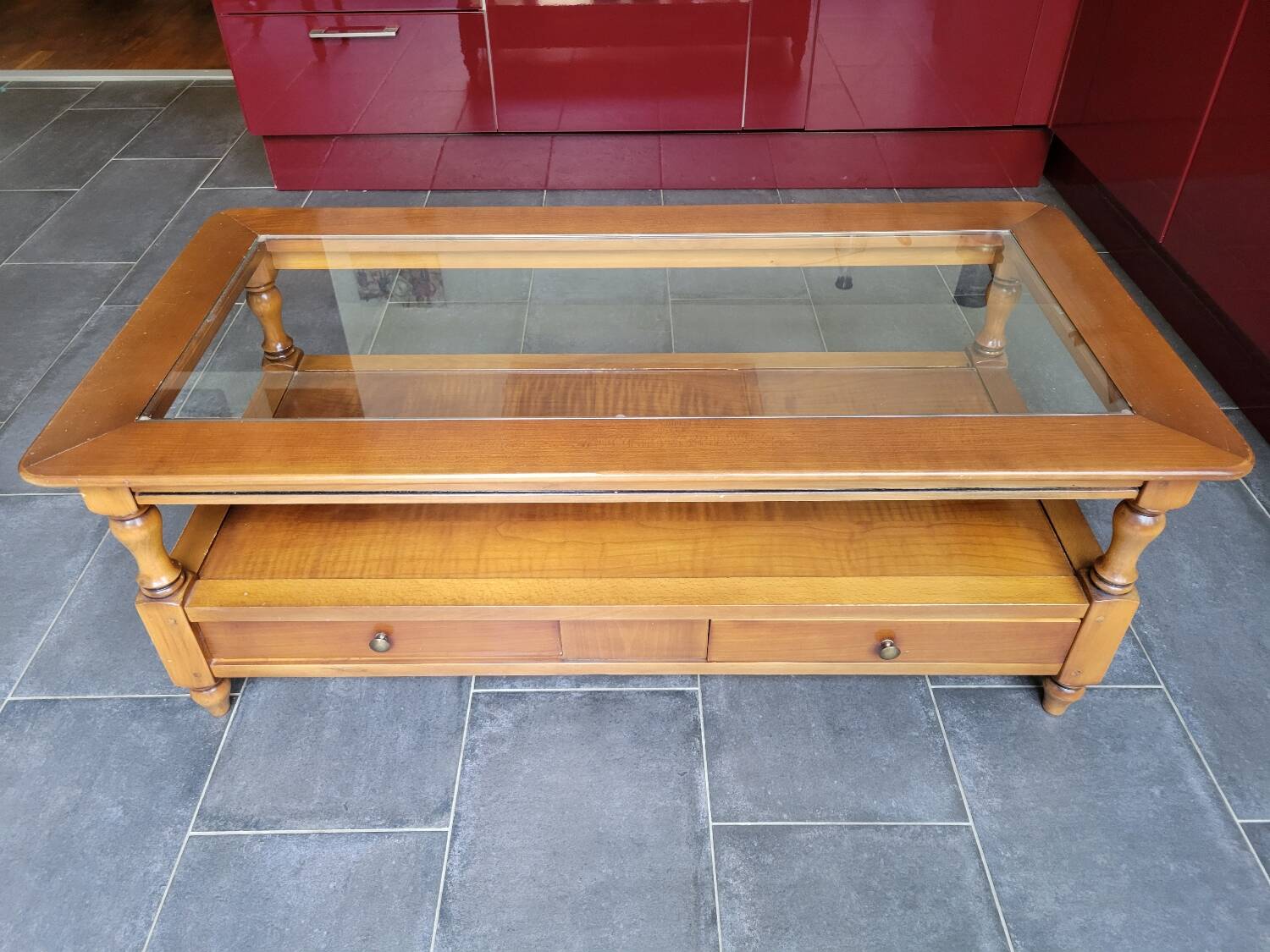 Coffee table with 2 drawers in solid cherry wood and glass.
