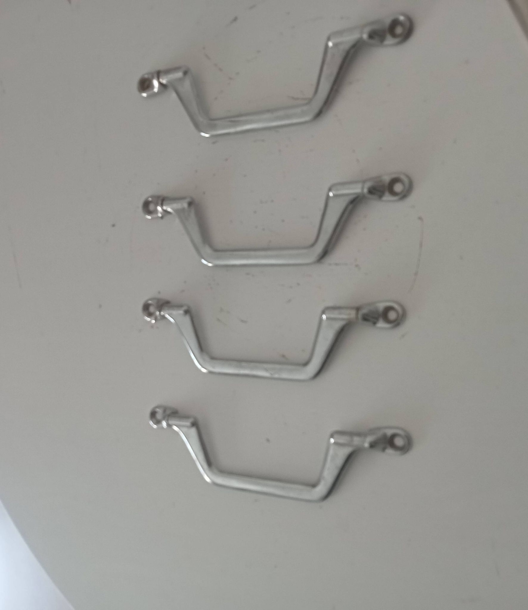 Poignée de meuble vintage chrome années 60