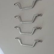 Poignée de meuble vintage chrome années 60