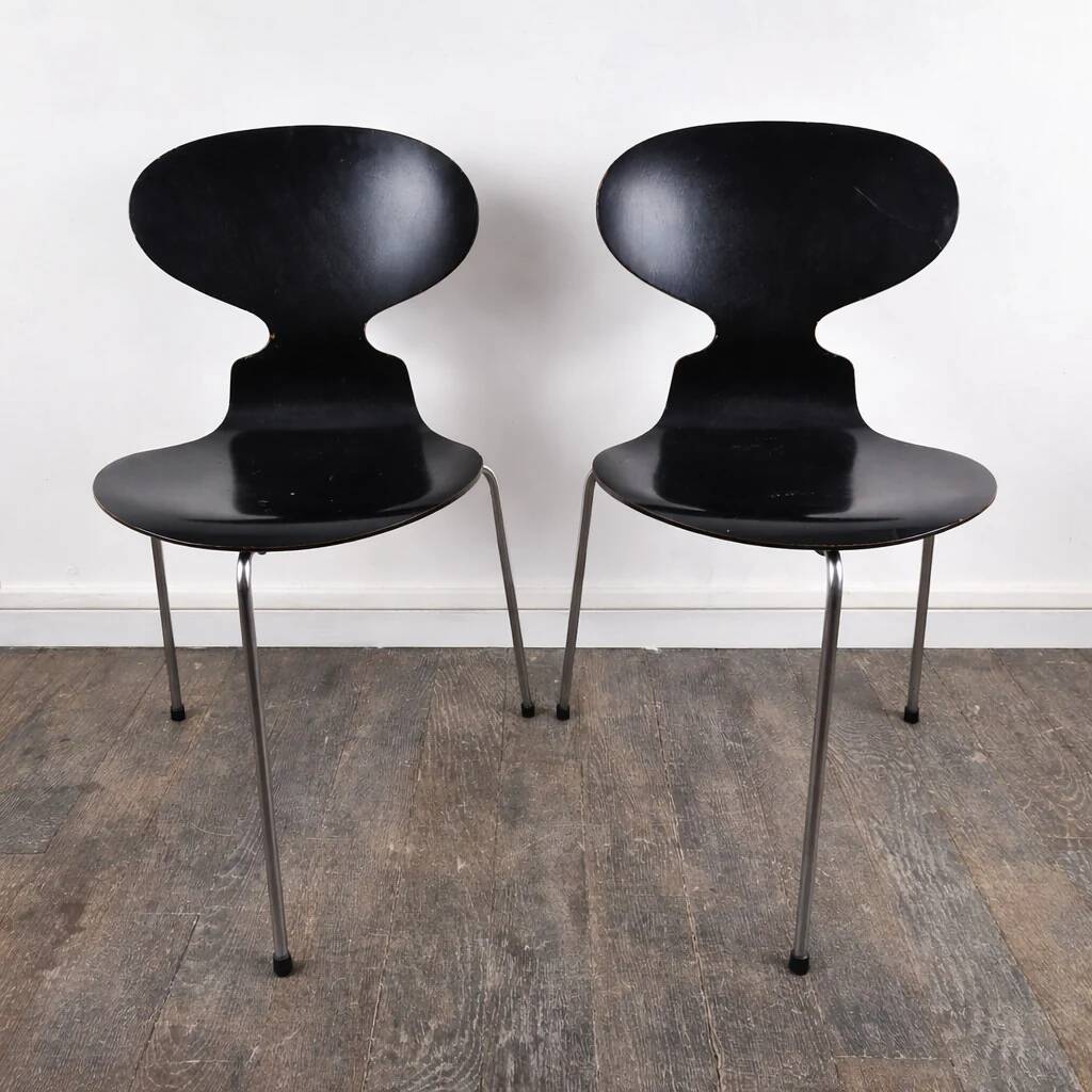 Pair of satin black beech chairs model 3100 "Ant" by Arne Jacobsen for Fritz Hansen, Denmark, 1957.