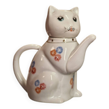 Cat teapot