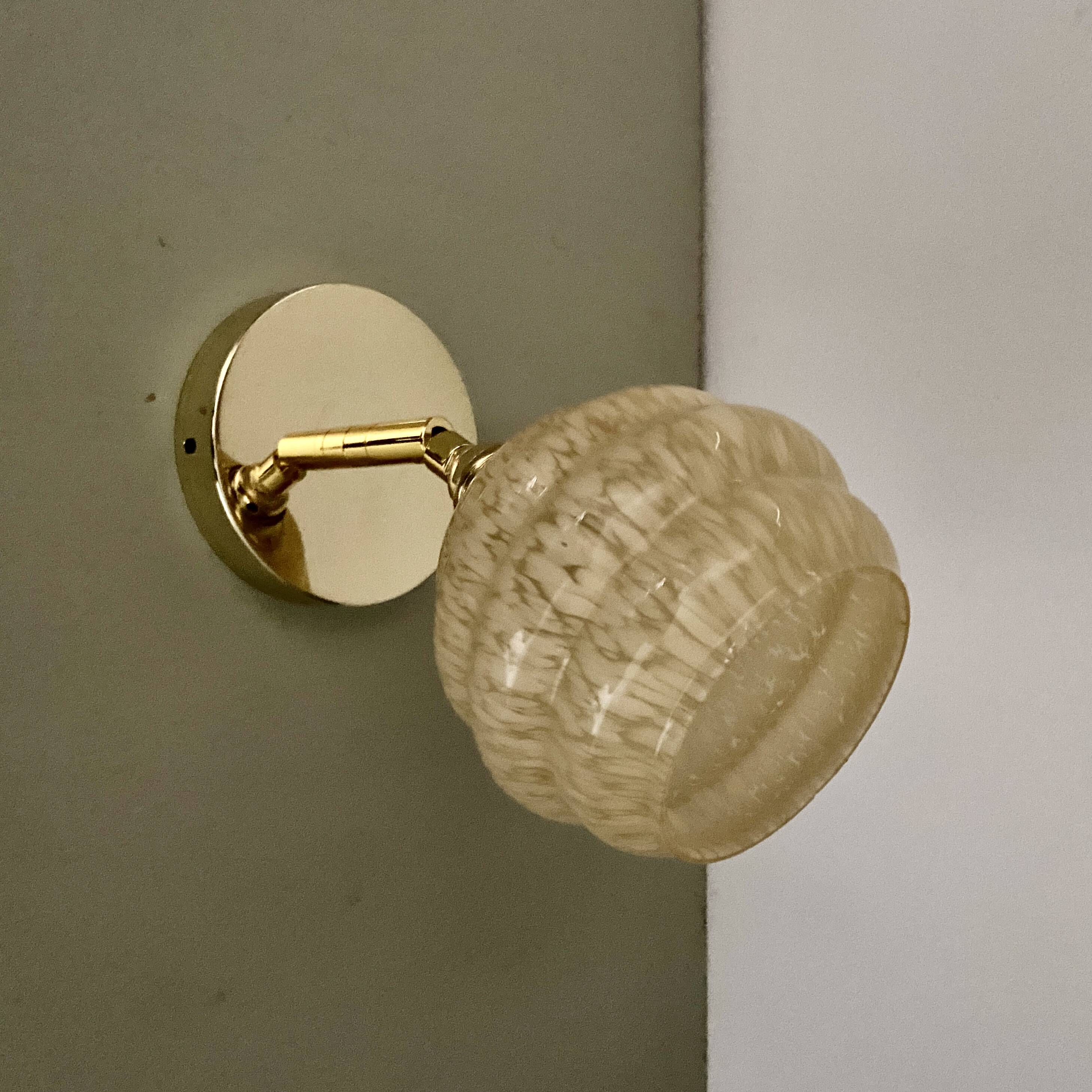 Vintage tulip wall lamp in yellow Clichy glass