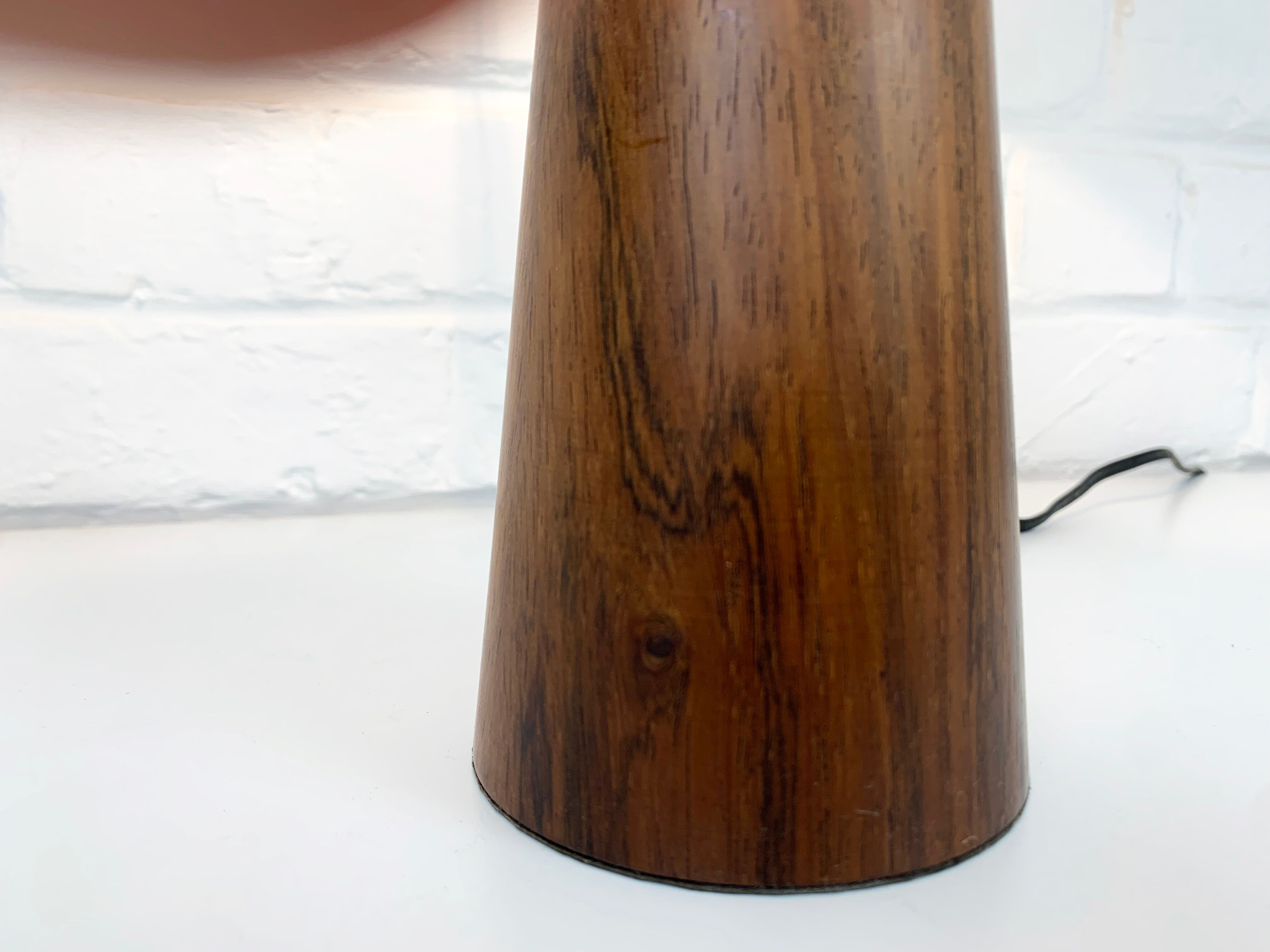 Lampe de table moderniste mid-century en teck, Danemark 1960