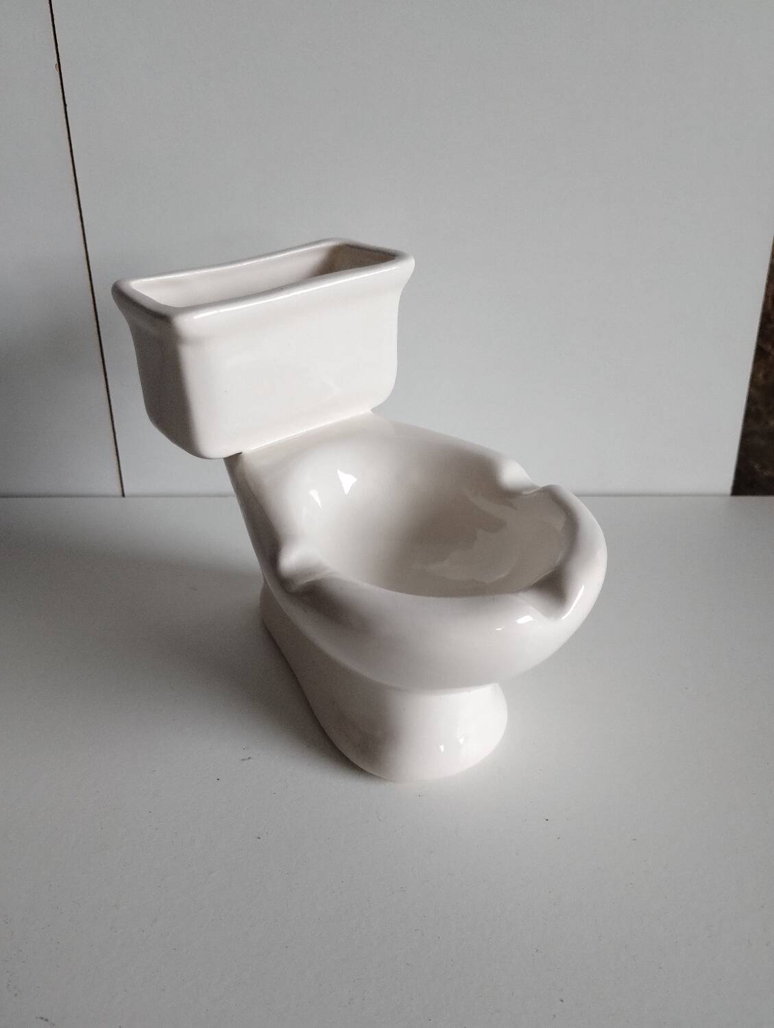 Cendrier Atypique en forme de Toilette