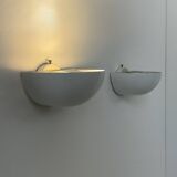 Pair of vintage wall lights in matte white lacquered metal, Italy, 1980.
