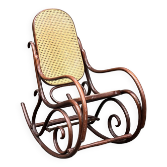 Rocking-chair en bois courbé vintage