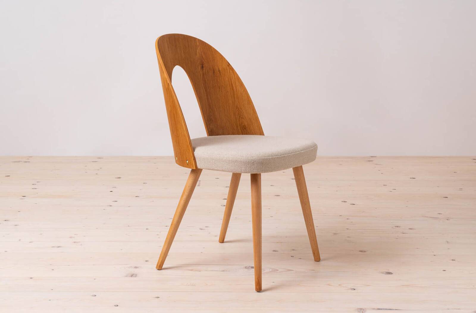 Set of 12 Mid Century Dining Chairs by A.Šuman, 1960s, Reupholstery Options