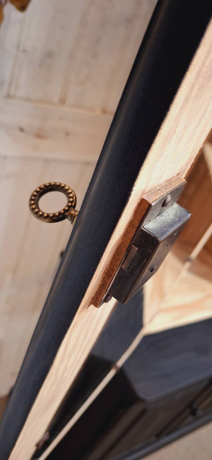 Antique 2-piece sideboard