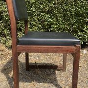 Set of 6 vintage teak chairs with black Skaï.