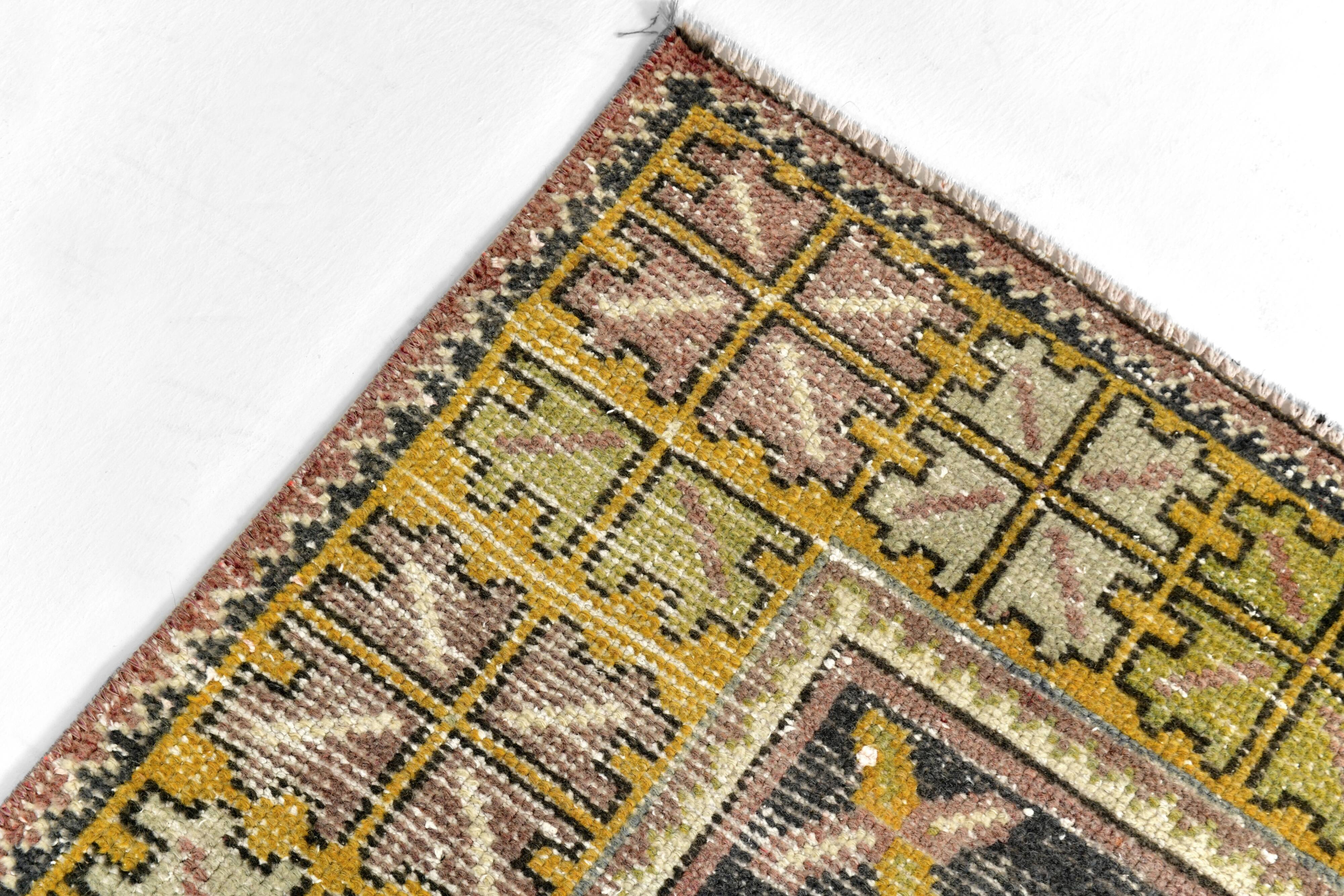 Red & Gold Persian Hallway Runner Rug,  92x314Cm