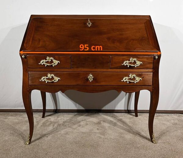 Petit Bureau de Port en Acajou de Cuba, époque Louis XV – XVIIIe